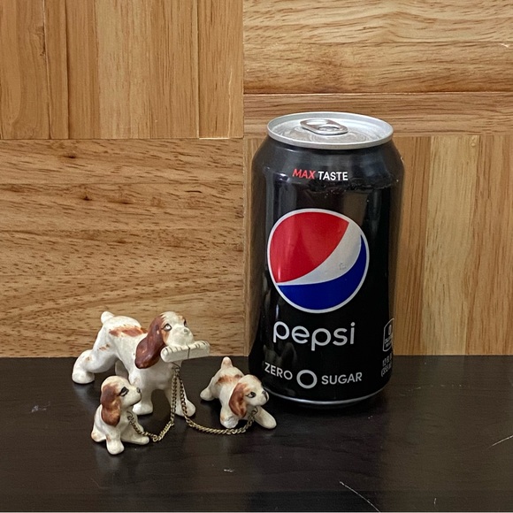 Vintage CENOCO Japan Beagle Spaniel Dog with Puppies Mini Miniature Figurines - Picture 5 of 12
